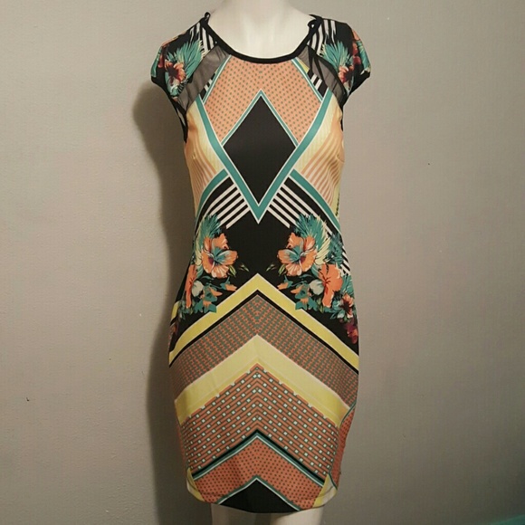 Bisou Bisou Dresses & Skirts - Bisou Bisou Mini Dress Bisou Bisou Dresses & Skirts - Bisou Bisou Mini Dress